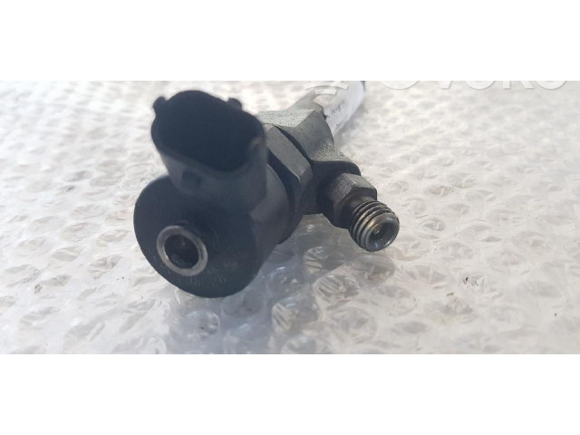 Vstřikovač 0445110146   Volvo S40, V40    D4192T3 