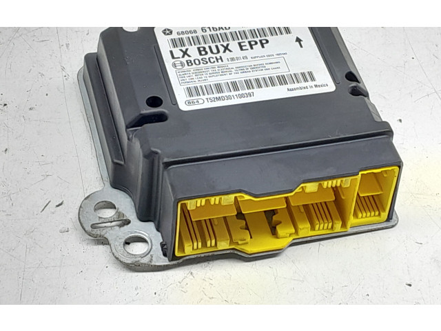 Блок подушек безопасности 68068616AD   Lancia Thema