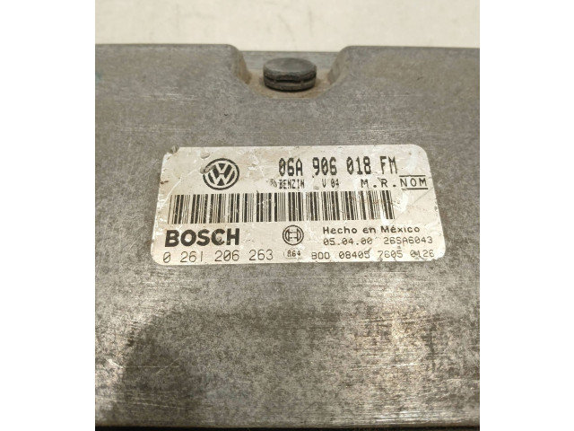 Řídící jednotka 06A906018FM, 26SA6043   Volkswagen New Beetle 2000