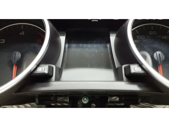 Přístrojová deska  Audi A5 8T 8F 2010 8T0920981K  