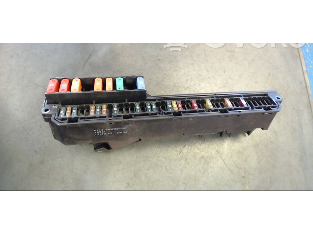 Блок предохранителей  61146957330   BMW 5 E60 E61    