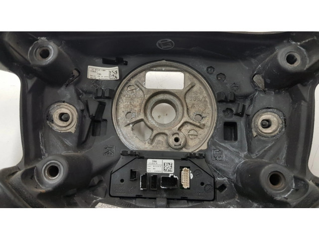 Руль Audi A4 S4 B6 8E 8H  2001-2005 года 8E0000124B      