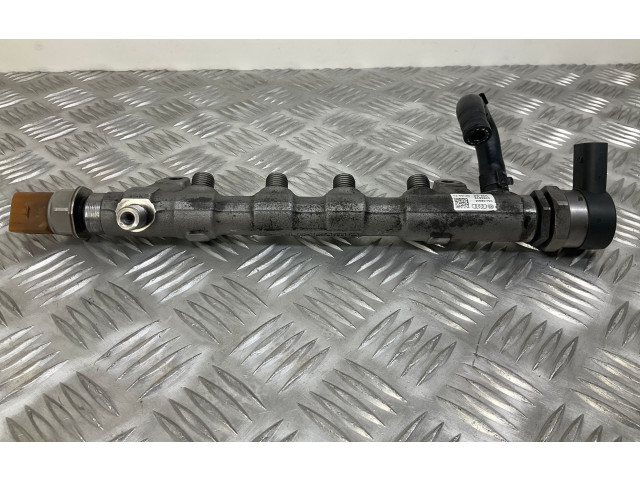 Топливная рампа 03L089M, 057130764H   Volkswagen Tiguan   для двигателя CFFB