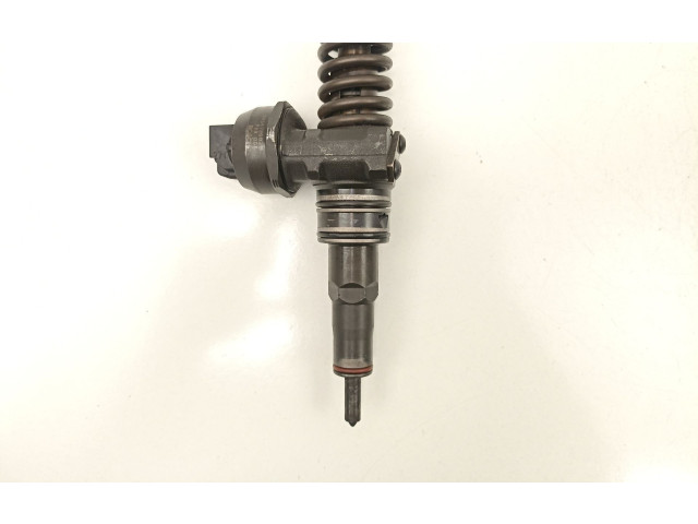 Vstřikovač 038130073AL, 0414720039   Volkswagen Passat Alltrack    AVF,AWX 