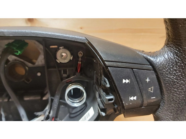 Volant Volvo XC90 2005 30741708  