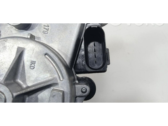 Моторчик заднего дворника 98700Q0400    Hyundai Bayon