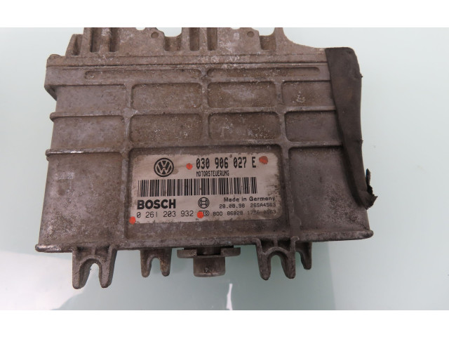 Блок управления двигателем Блок управления 0261203932, 030906027E   Volkswagen Polo III 6N 6N2 6NF