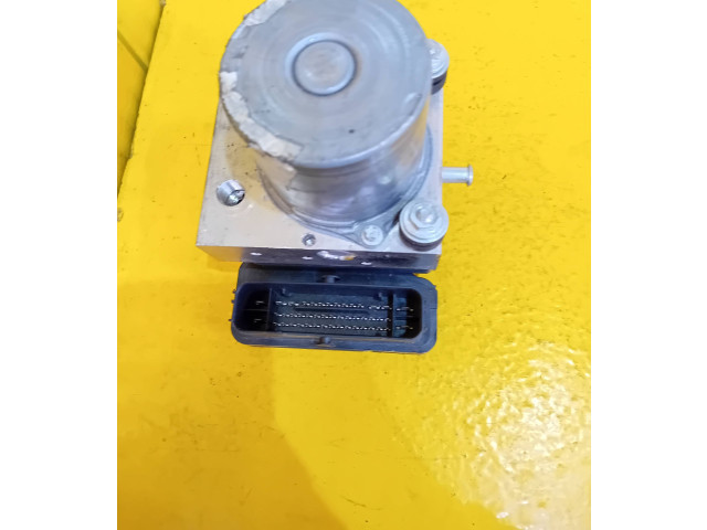 Jednotka ABS 1779006814, A1779013605   Mercedes-Benz A W177 2018