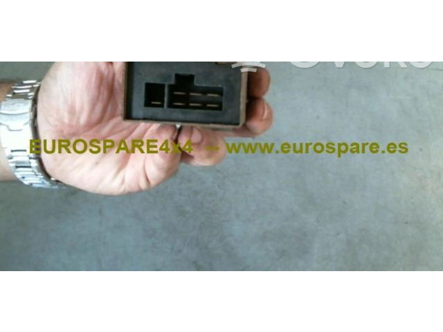   Pojistková skříňka    Nissan Patrol 260 1989