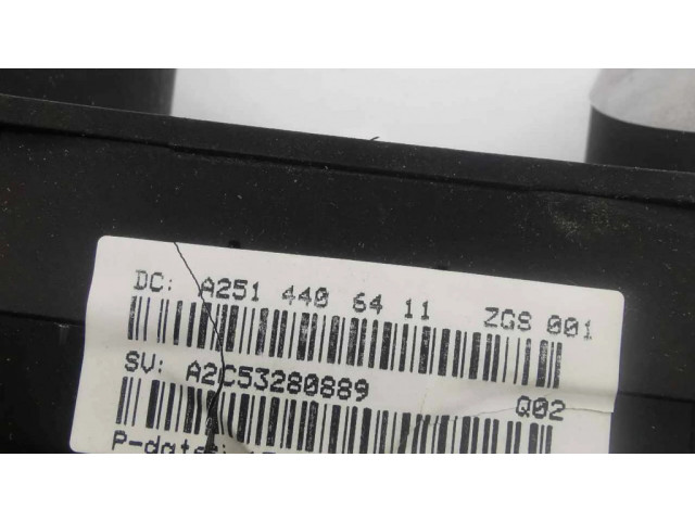 Přístrojová deska  Mercedes-Benz R W251 2009 A2514406411, 003362  