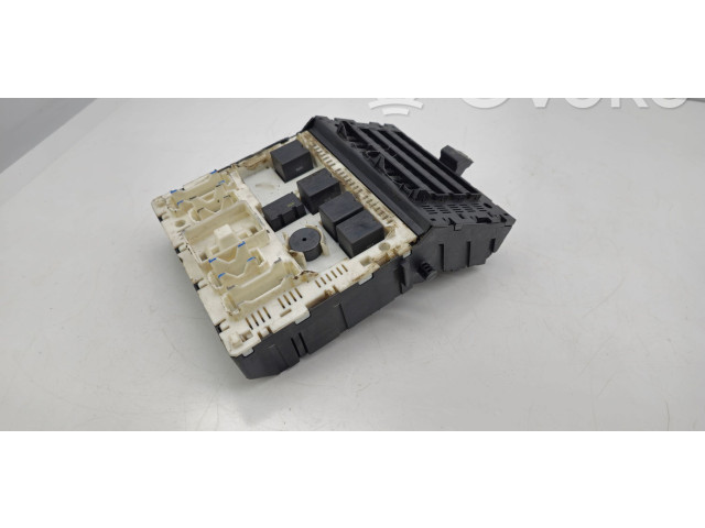 Блок предохранителей 7703297183G   Renault Megane I    