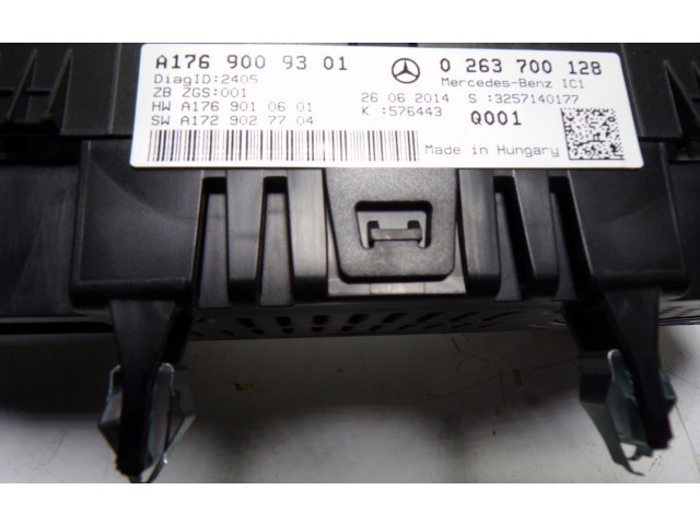 Přístrojová deska  Mercedes-Benz A W176 2014 A1769009301, A1769009301  