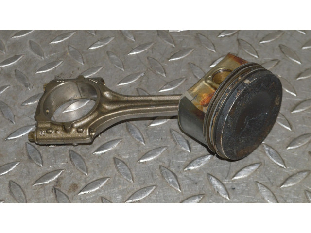 Píst 06DD   Audi A6 S6 C6 4F     
