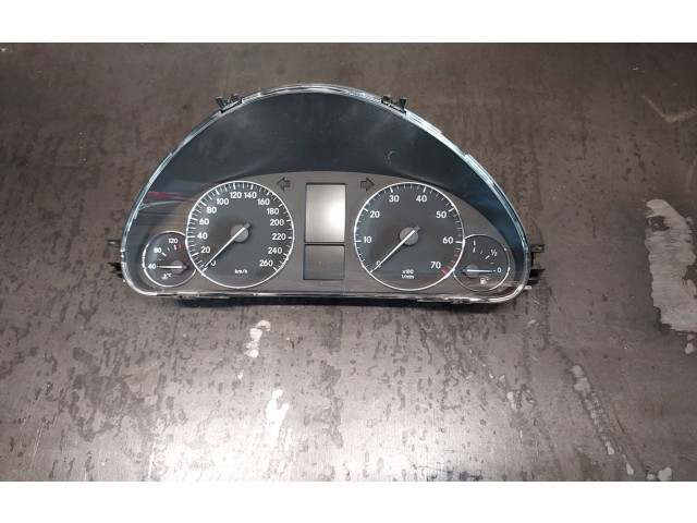 Přístrojová deska  Mercedes-Benz C W203 2004 A2035404348  