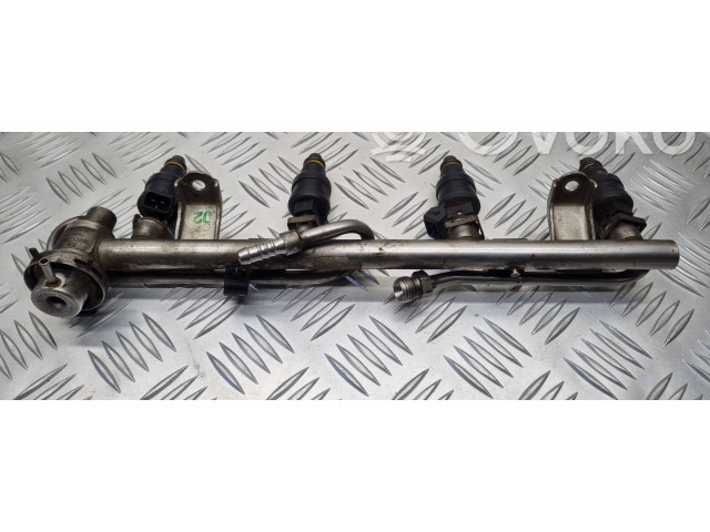 Vstřikovací lišta 058133551, 280150447   Audi A6 S6 C5 4B    AEB 