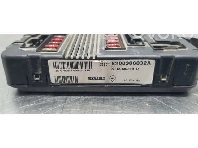 Pojistková skříňka Řídící jednotka BSM 8200306032, 8200306032A   Renault Scenic RX 2003