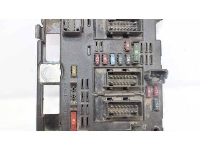 Zpětné zrcátko  Peugeot 406   9646405280  