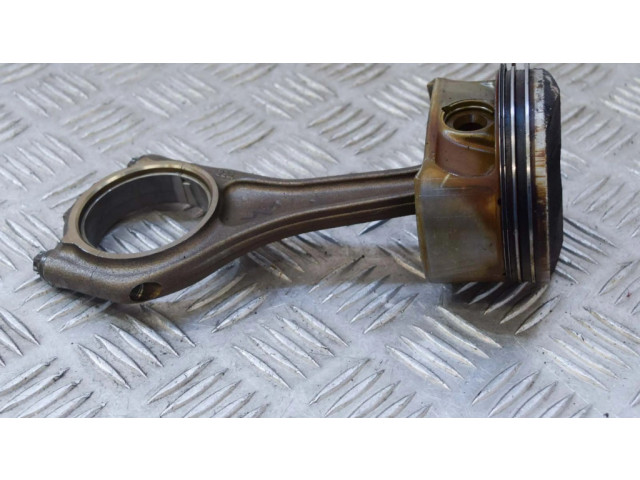 Píst 75244937521300   BMW 7 E65 E66  pro benzínový motor 6.0 N73 B60 A 