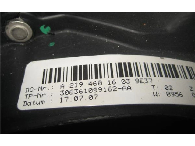 Volant Mercedes-Benz CLS C219 2004 a2194601603  