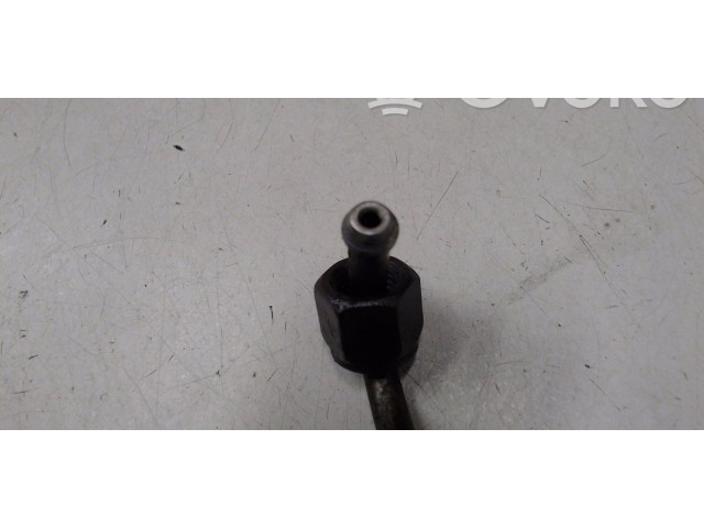 Vstřikovací lišta 13537804236, 13537804236   BMW 5 E39     