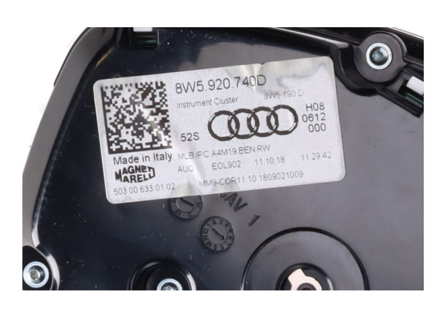 Přístrojová deska  Audi A5 2018 8W5920740D  