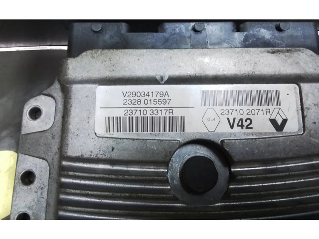 Řídící jednotka 237102071R   Renault Clio I 