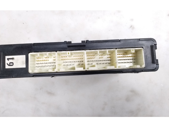 Блок управления двигателя 8966133810, 2750009901   Toyota Camry