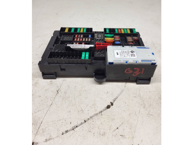 Блок предохранителей 8795477, 55892110   BMW 5 G30 G31    