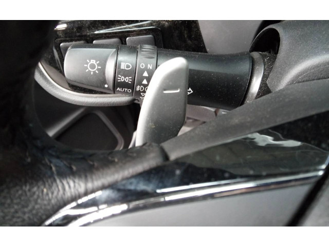 Volant Mitsubishi Outlander 2016   