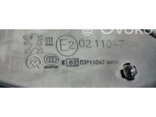 Zpětné zrcátko  Peugeot 2008 I 2013  E20211047  