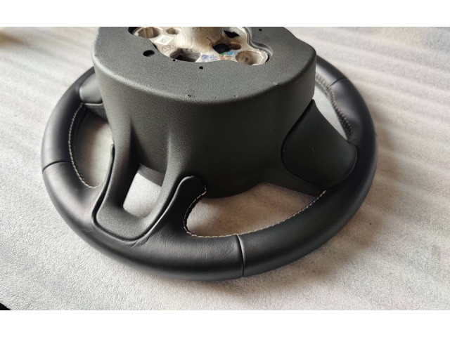 Volant Volvo V60 2020 32227371, 1928510718  