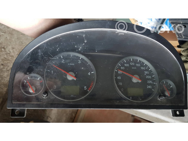 Přístrojová deska  Ford Mondeo Mk III 2004 10849  