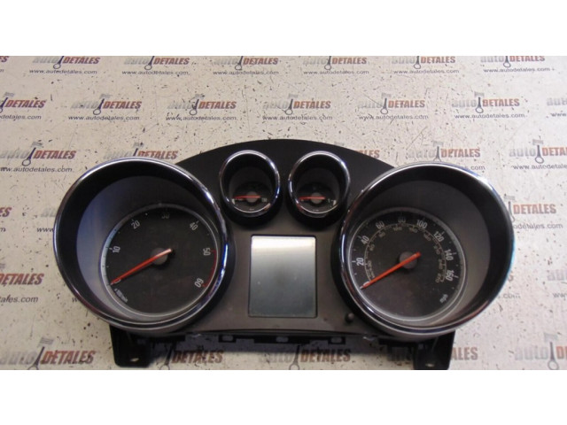 Přístrojová deska  Vauxhall Astra J 2011 600775881  