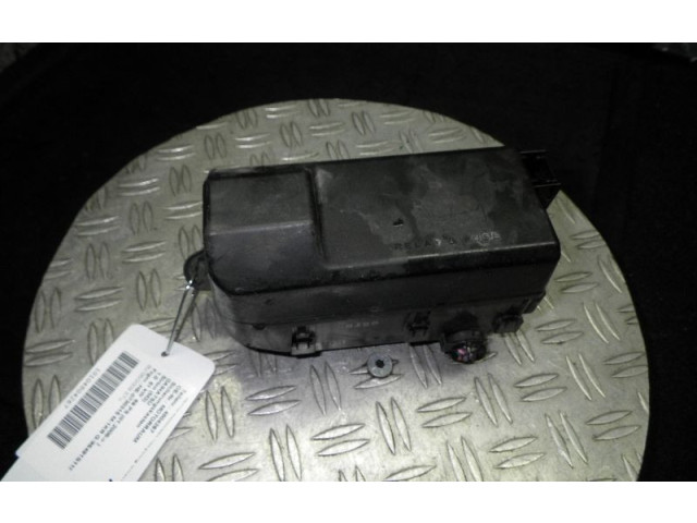   Pojistková skříňka    Daihatsu Sirion 2009