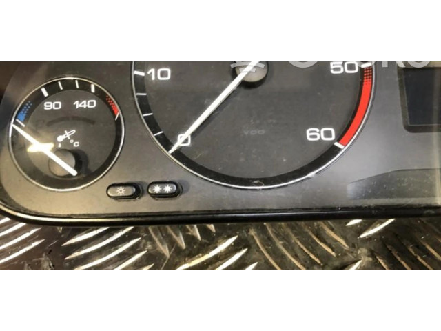 Přístrojová deska  Peugeot 607 2003 9648444080  