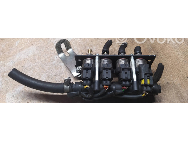 Vstřikovač 110r006410   Honda HR-V  pro benzínový motor 1.8  