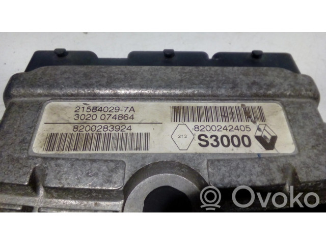 Блок управления двигателя 8200242405, 8200283924   Renault Megane II