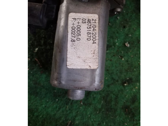 Vstřikovací lišta 46751870   Alfa Romeo 147     