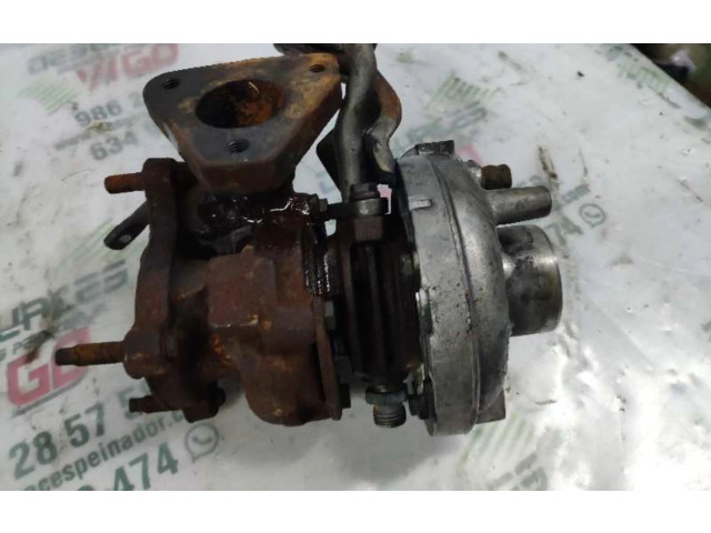 Vstřikovací lišta 028145702   Audi A4 S4 B5 8D     