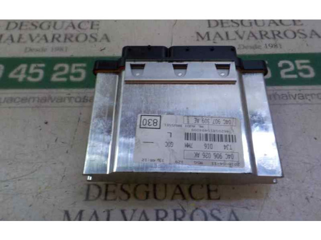 Блок управления двигателя 04C906026AK, 04C907309AE   Audi A1