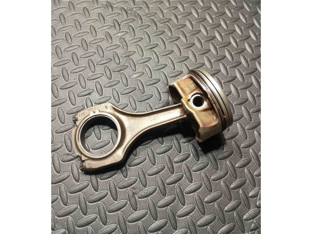 Píst 7838623   BMW M5    S85 B50AA 