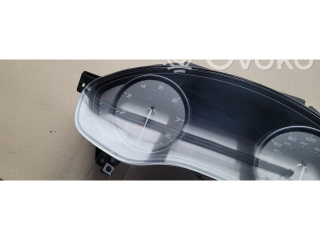 Přístrojová deska  Audi A7 S7 4G 2013 4G8920985F  