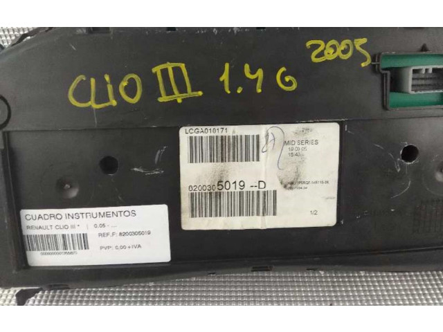 Přístrojová deska  Renault Clio III  8200305019  