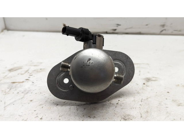 Vstřikovací čerpadlo 8631642, 129789   BMW 2 F46  pro benzínový motor 1.5 B38C 