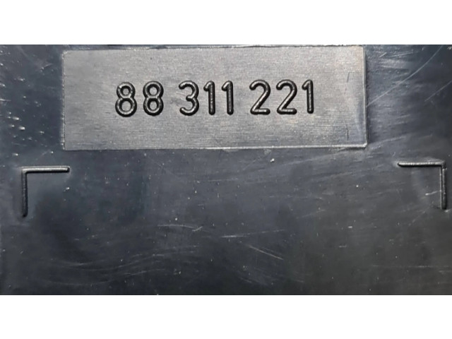 Přístrojová deska  BMW 3 E36 1997 88311221  