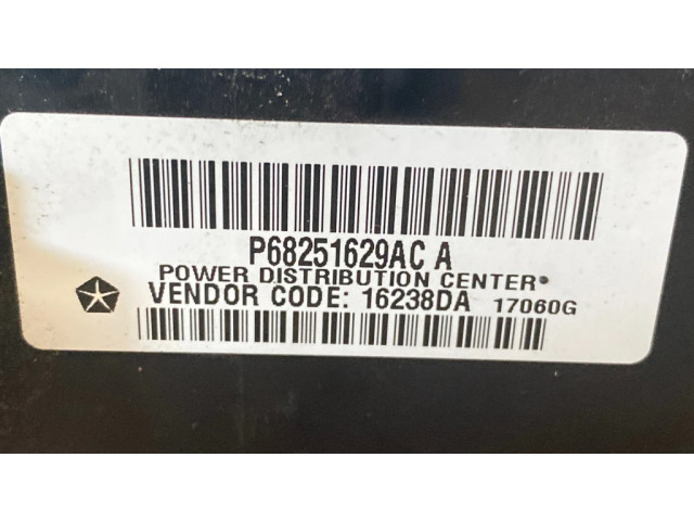   Pojistková skříňka P68251629AC, 16238DA   Dodge Durango 2018