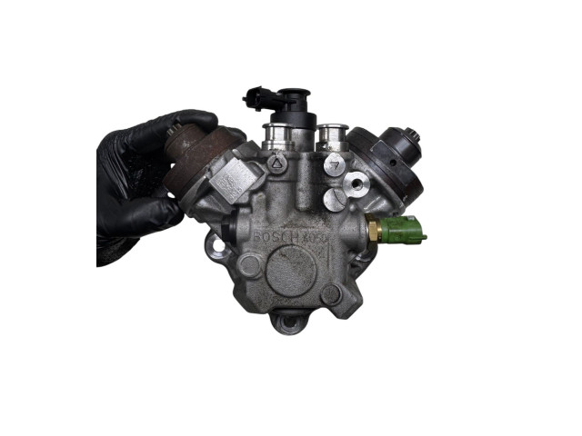 Vstřikovací čerpadlo 31372081   Volvo V60    D5204T7 
