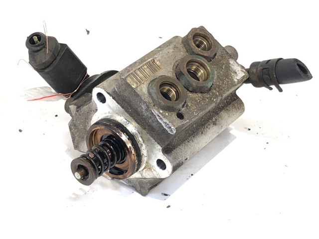 Топливный насос 06D127026H    Audi A4 S4 B6 8E 8H   