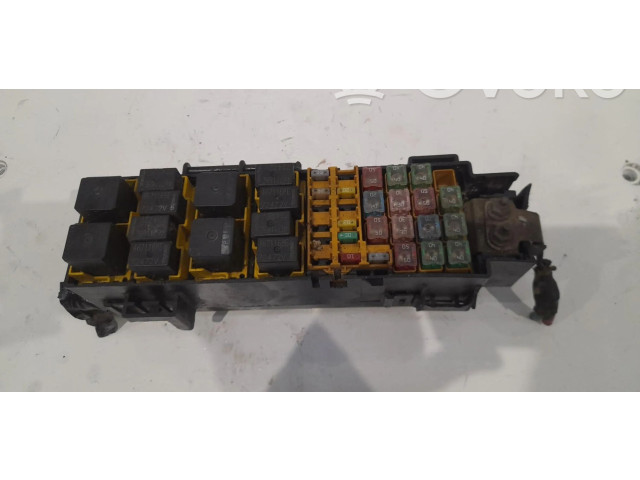   Pojistková skříňka 56047668AC   Jeep Cherokee III KJ 