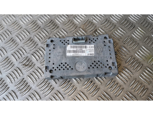 Дисплей    8200671152, 28120044   Renault Espace IV